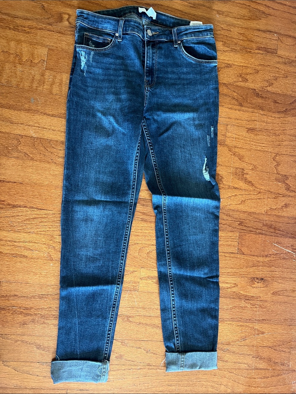 H&M Women's Dark Blue Boyfriend Jeans with Light Distressing